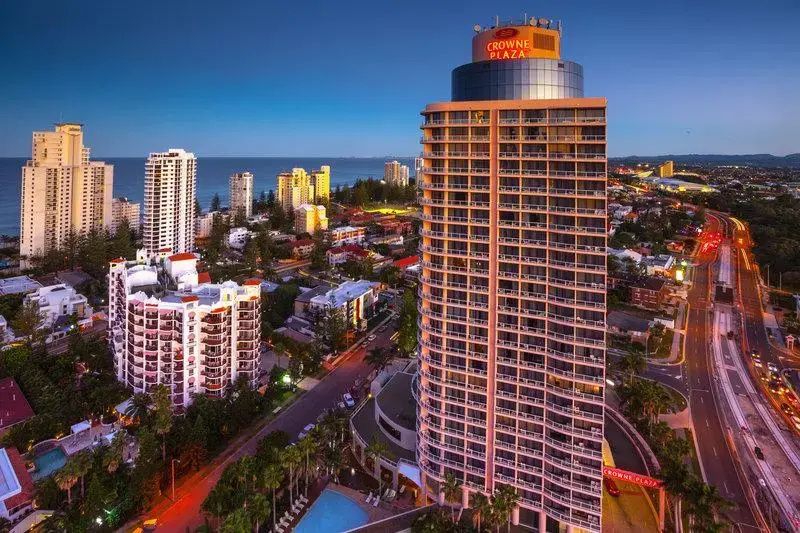 Crowne Plaza Surfers Paradise by IHG - Chambres