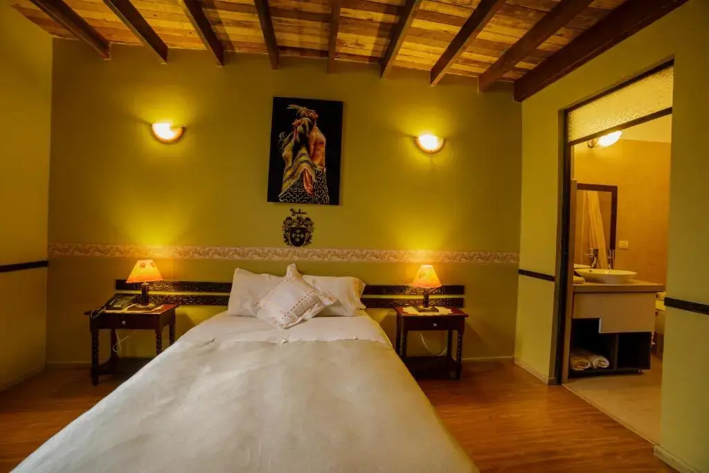 Yabar Hotel Plaza - Chambres