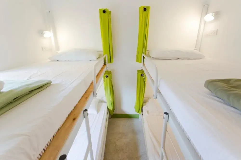 Ploy Hostel — фото