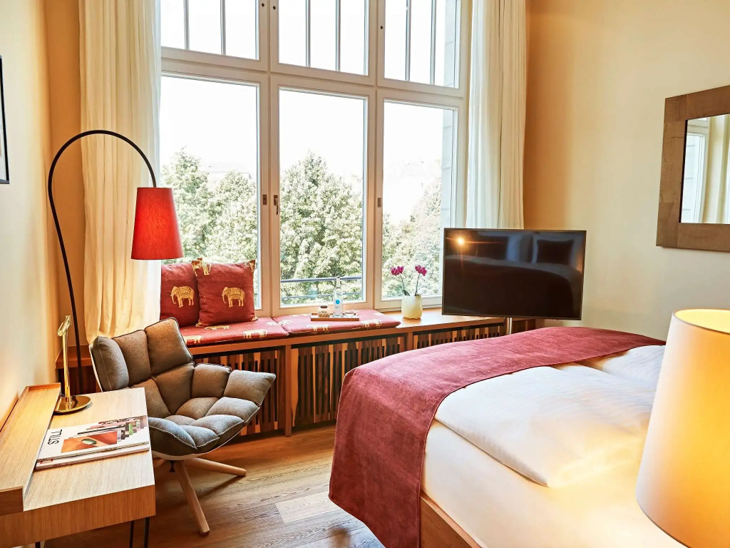 Standard Double room with view (full double bed)