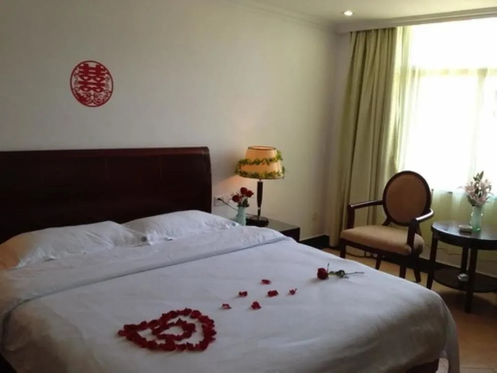 Yintian Holiday Hotel