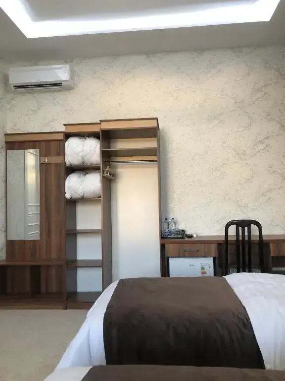 Deluxe Double room with balcony (full double bed)