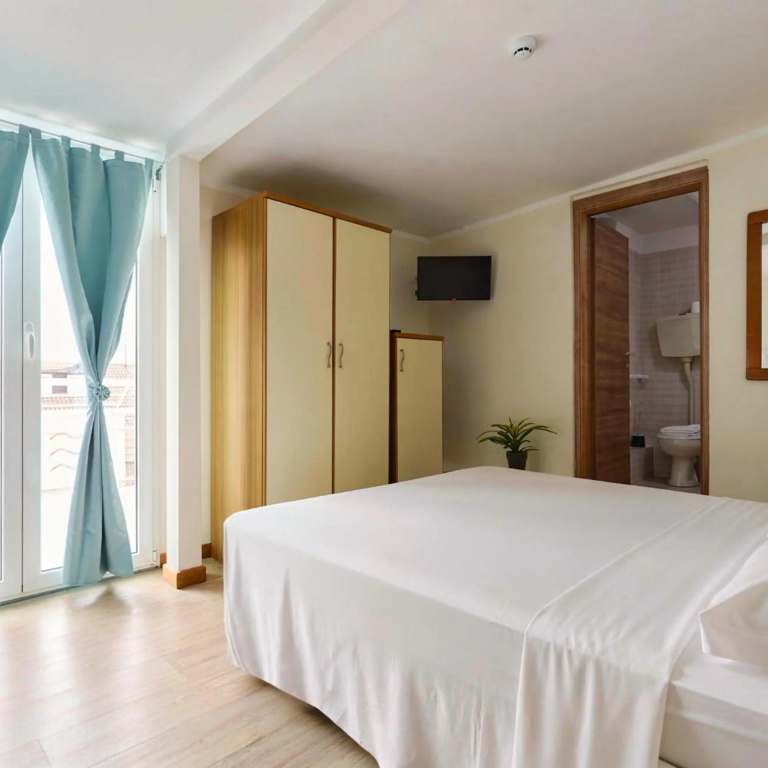 Hotel Jupiter — 4