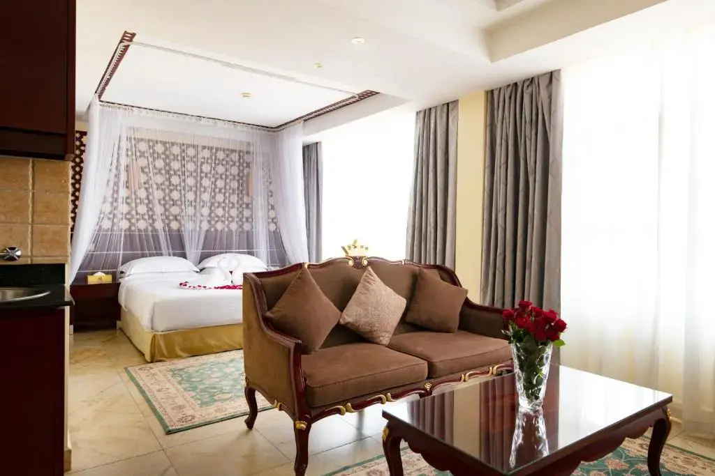 Saab Royale Hotel - Chambres