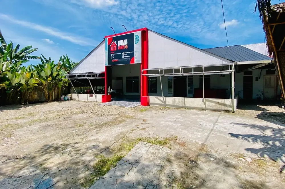 RedDoorz Syariah near RSU Sylvani Binjai