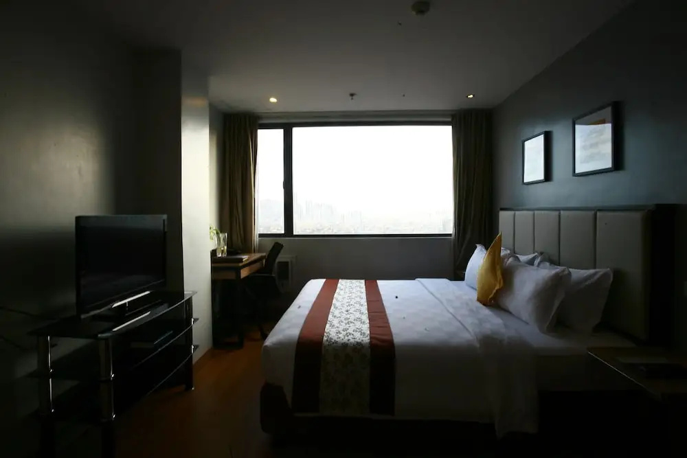 Double Junior Suite (full double bed)