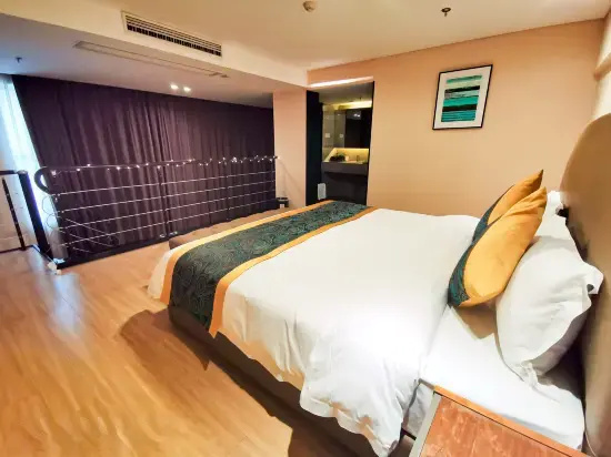 Home Plus Suites Hotel