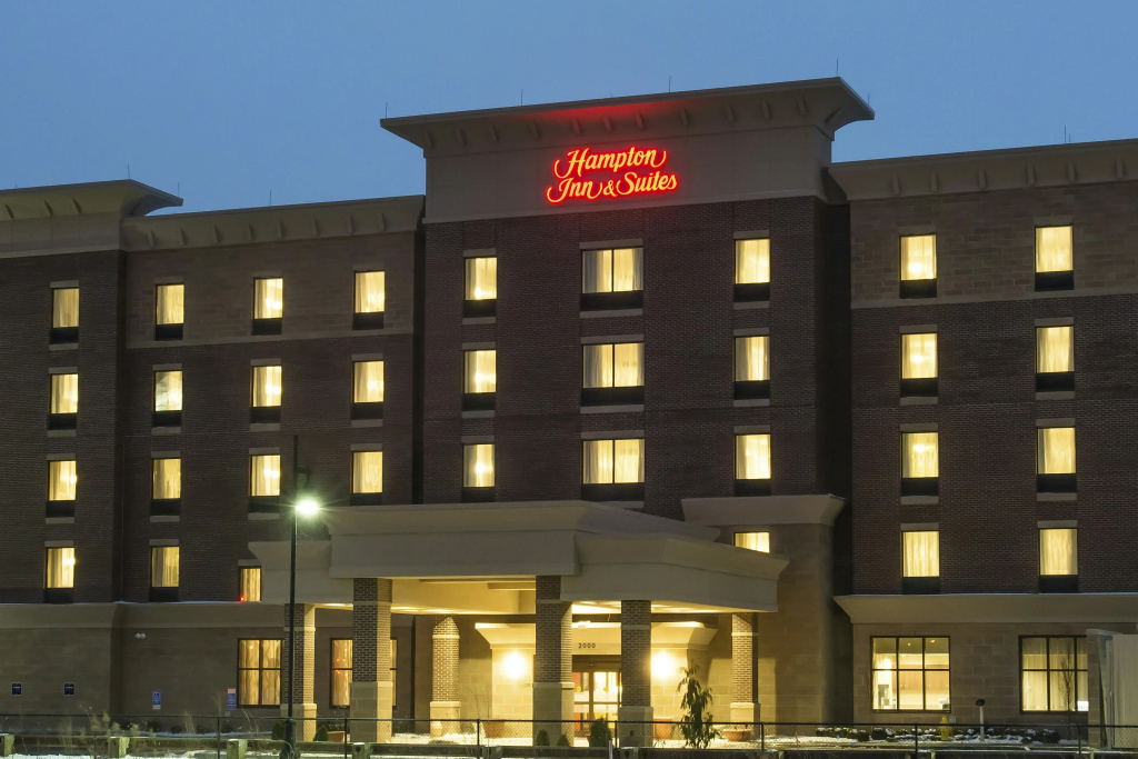 Hampton Inn and Suites Cincinnati Kenwood