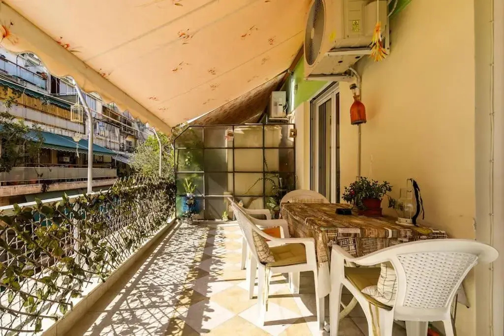 Bright,Comfort Renovated House(107m²) in the heart of Athens