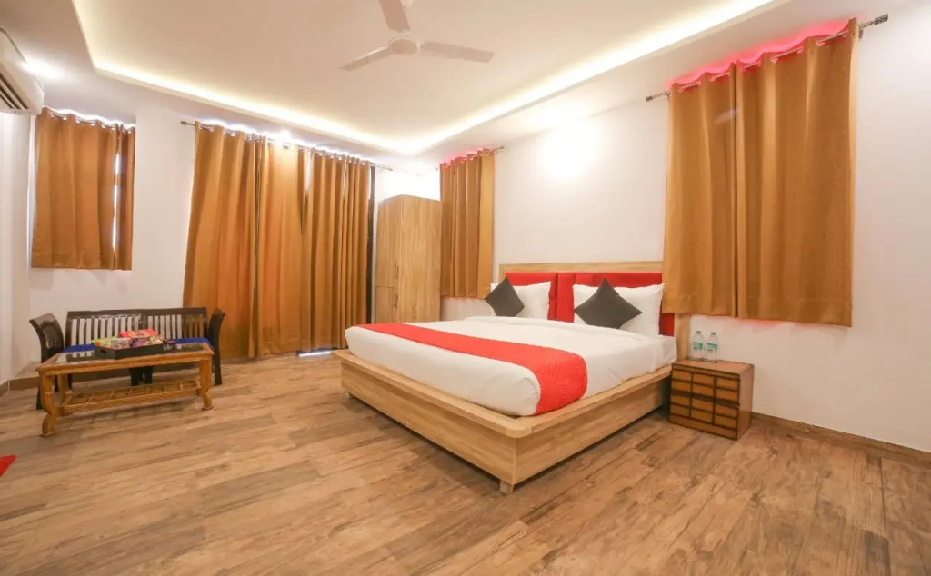 Bedroom