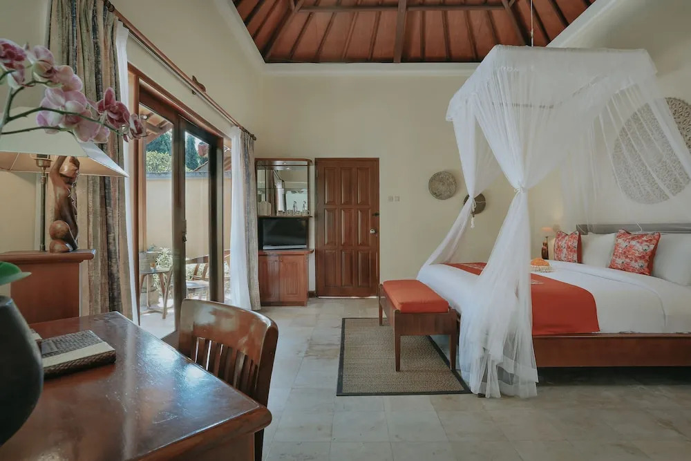 Parigata Villas Resort