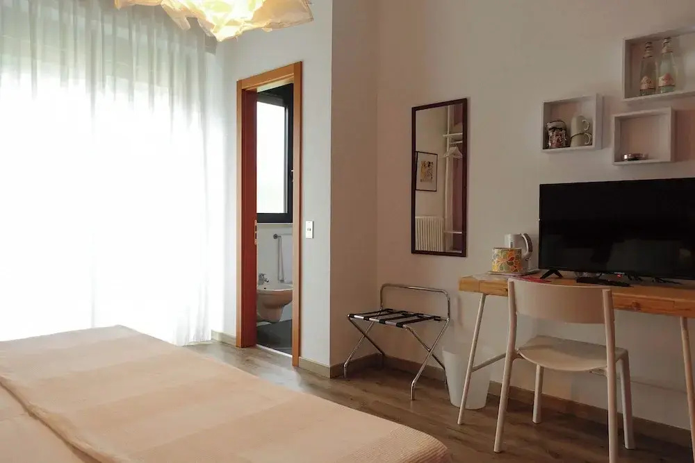 Comfort Double room with balcony and with mountain view (full double bed)