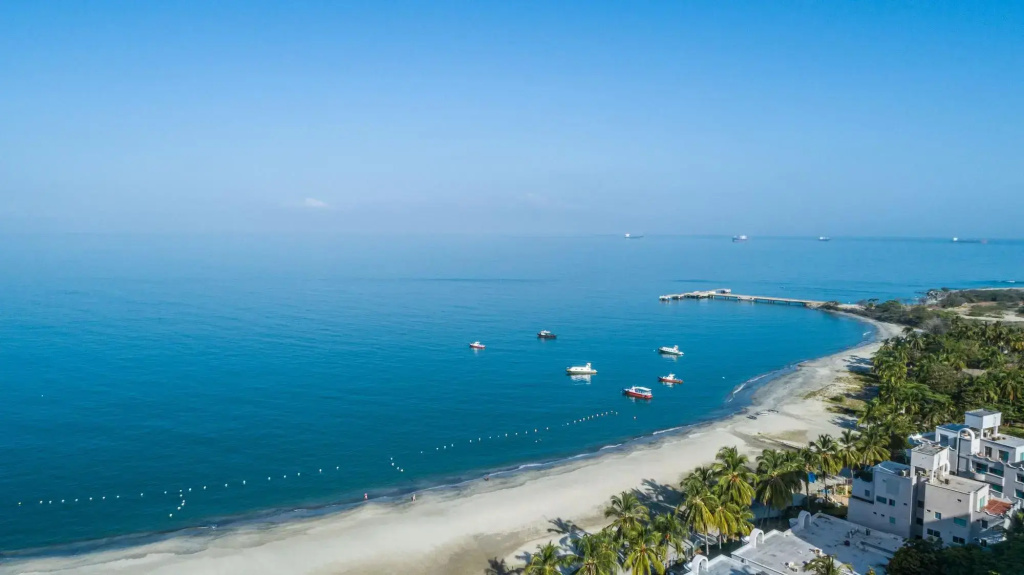 Beach & Waterfront