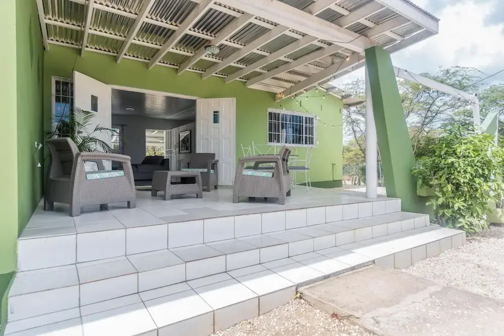Aruban Home Close to Beach