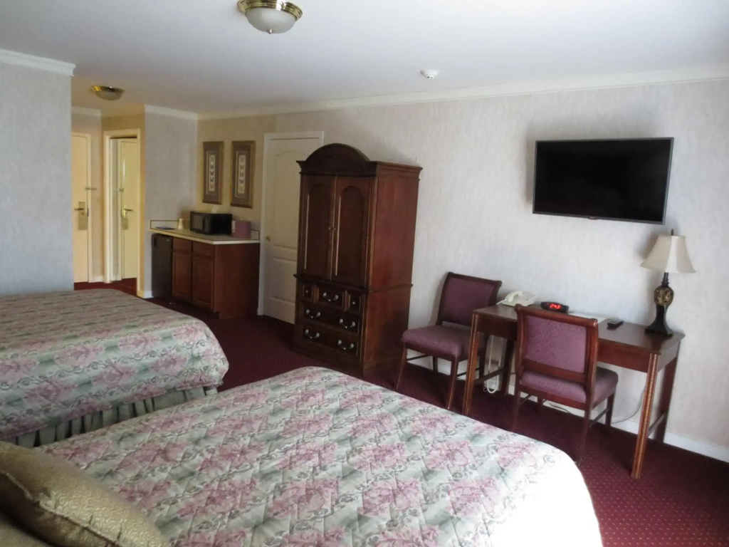 Roosevelt Inn and Suites Saratoga Springs - фото 22
