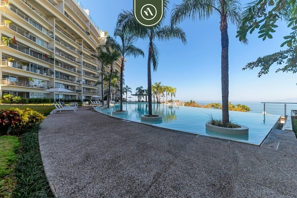 Oceanview Penthouse With Private Pool - BBQ