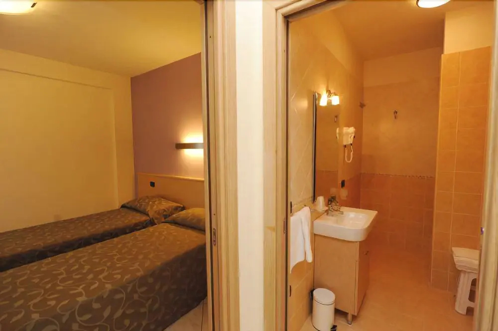 Myres Hotel Residence - фото 10