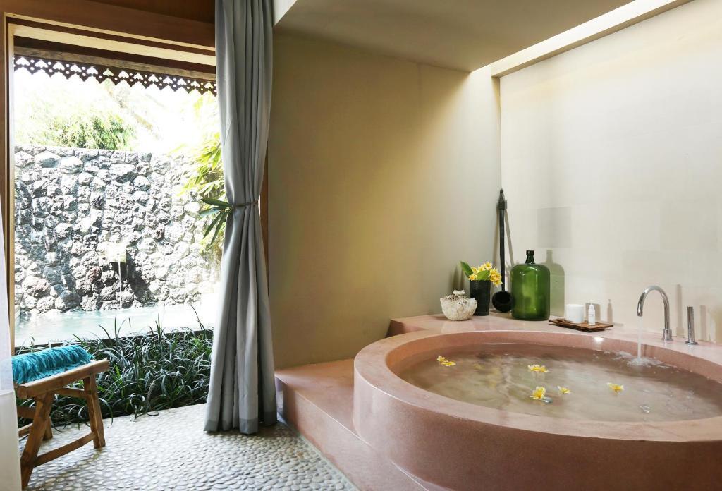 The Purist Villas & Spa