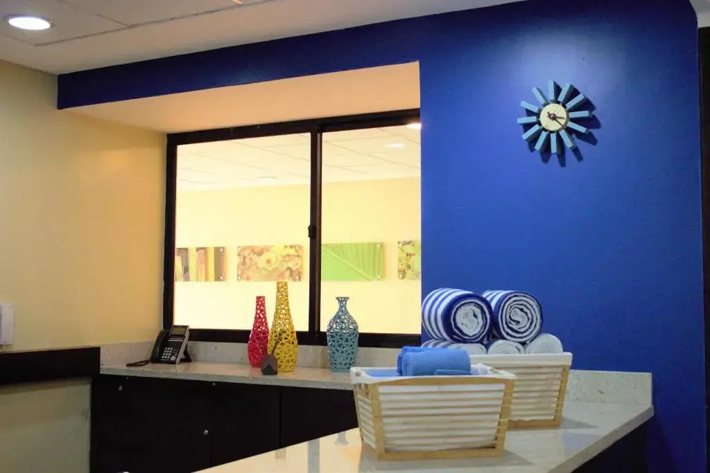 Renaissance Caracas La Castellana Hotel — фото 4