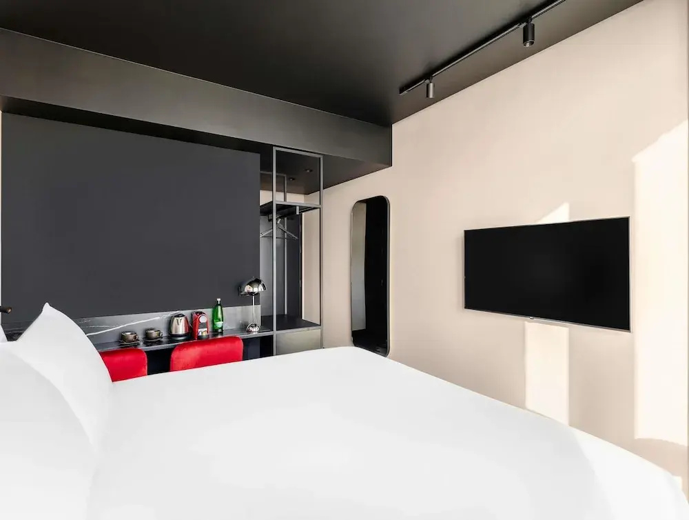 Tribe Essential Double room (full double bed)