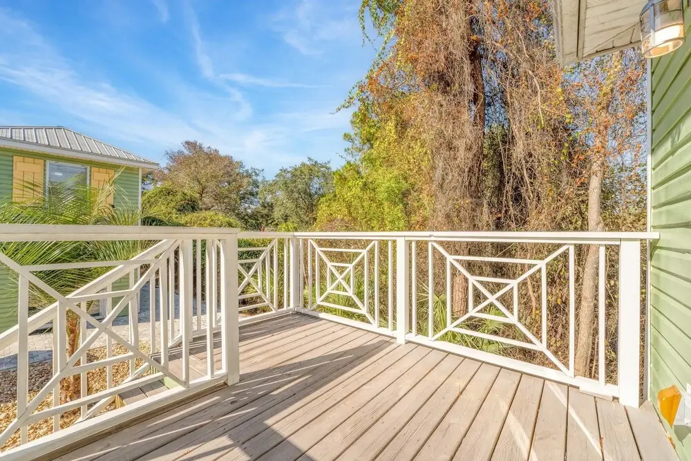 Halo by Avantstay Walk to Beach + Private Pool