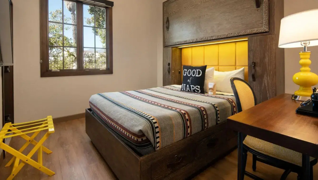 Moxy Santa Barbara - Chambres