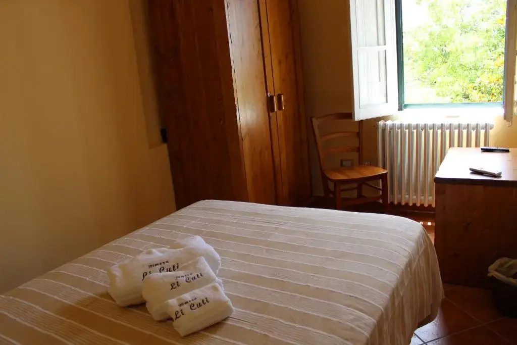 Economy room