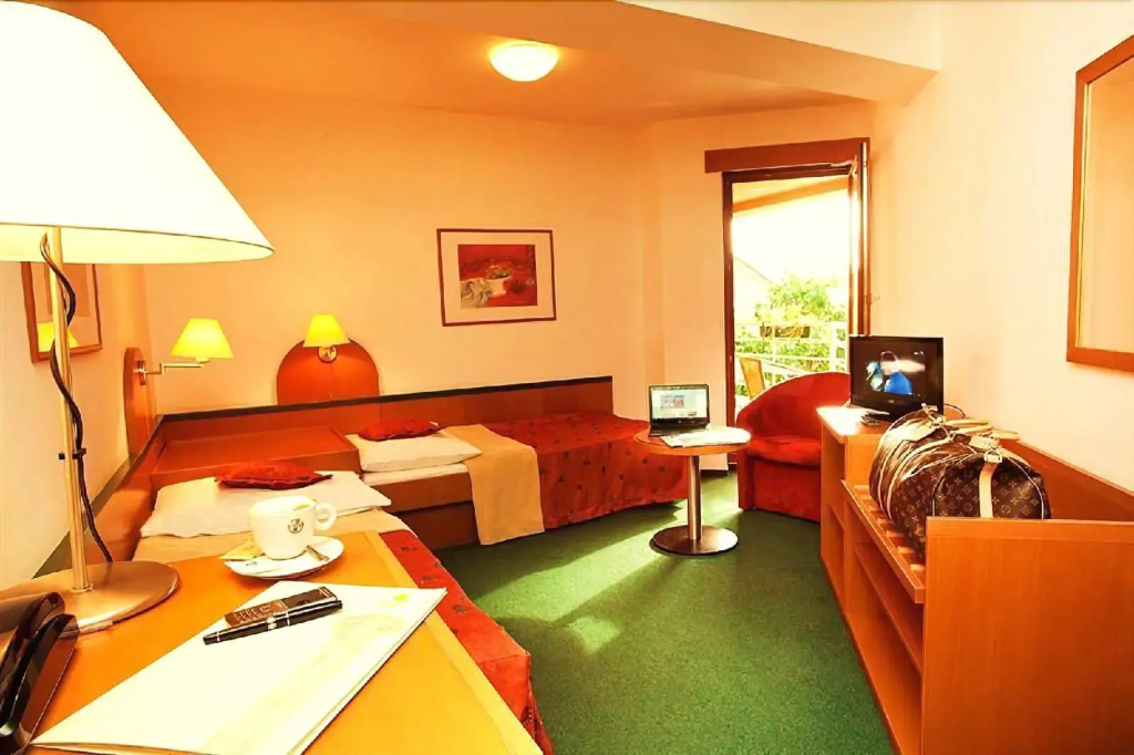 Hotel photo 32