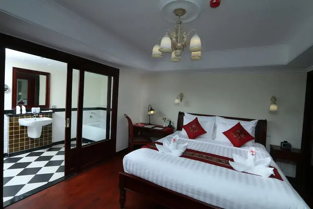 Presidential Suite with balcony