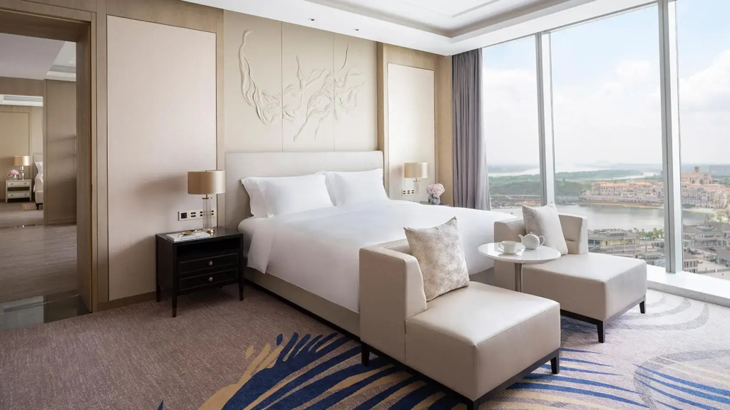 2 Bedrooms Suite