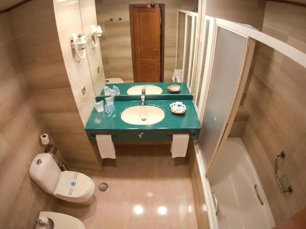Hotel Zentral Center - Chambres