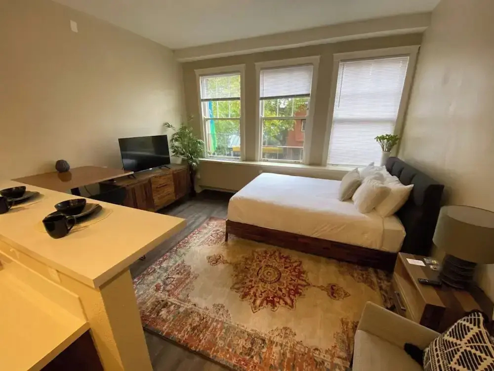 Comfort room