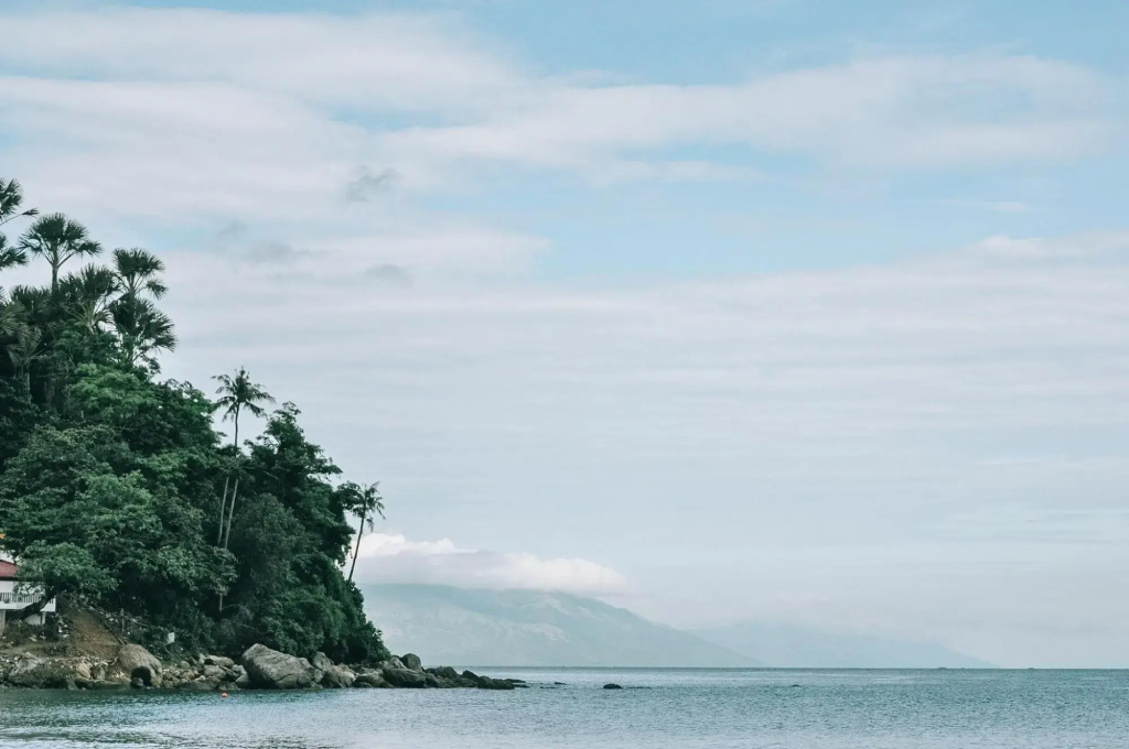Beach & Waterfront