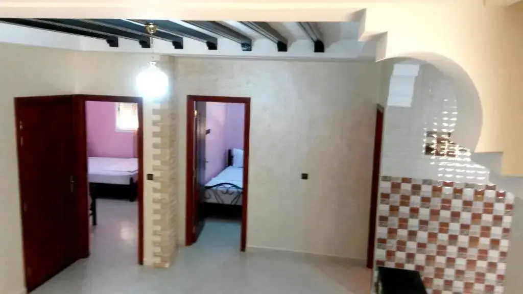 3 Bedrooms Apartment