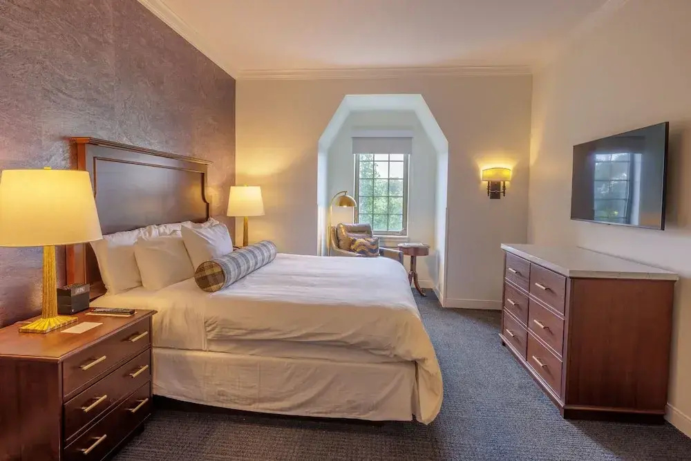 Executive Double Suite (full double bed)