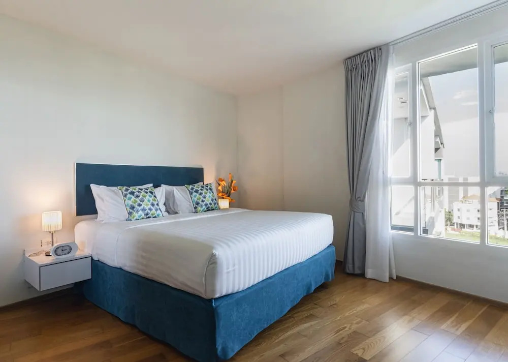 Люкс c 1 комнатой с балконом и с видом на горы в First Choice Grand Suites