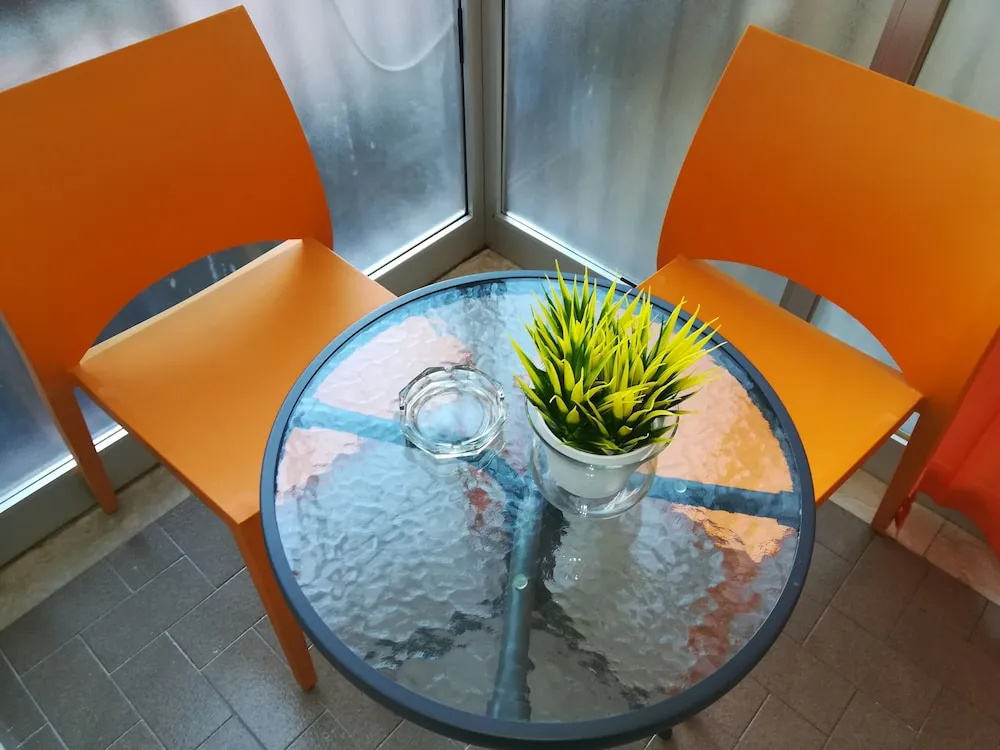 Standard Double room with city view (full double bed)