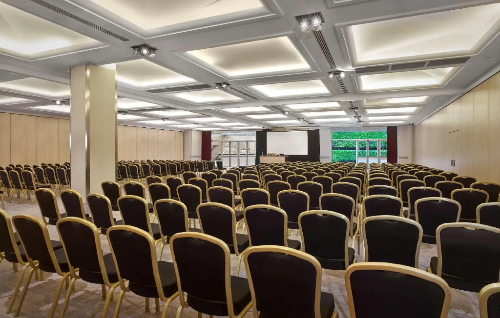 Hyatt Regency Paris Etoile Hotel 14