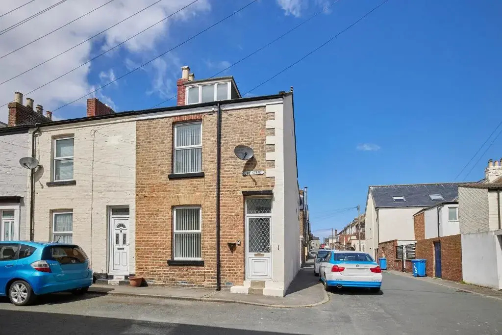 1 Oswy Street