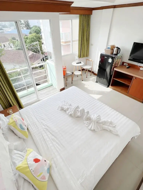 Superior Double room (full double bed)