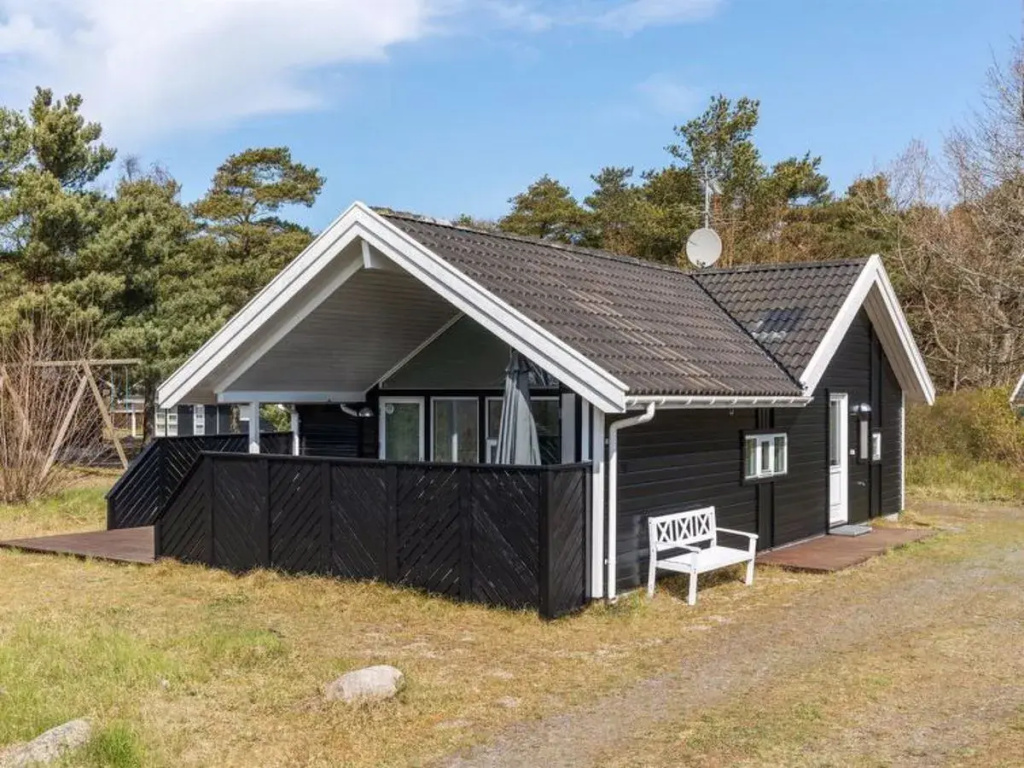 "Resi" - 200m from the sea in Bornholm