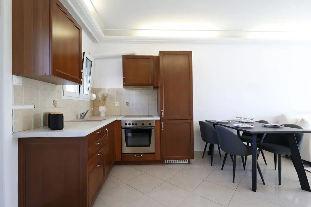 1 Bedroom Apartment with sea view