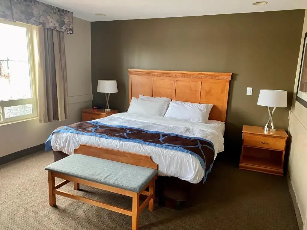 Executive Double Suite (full double bed)