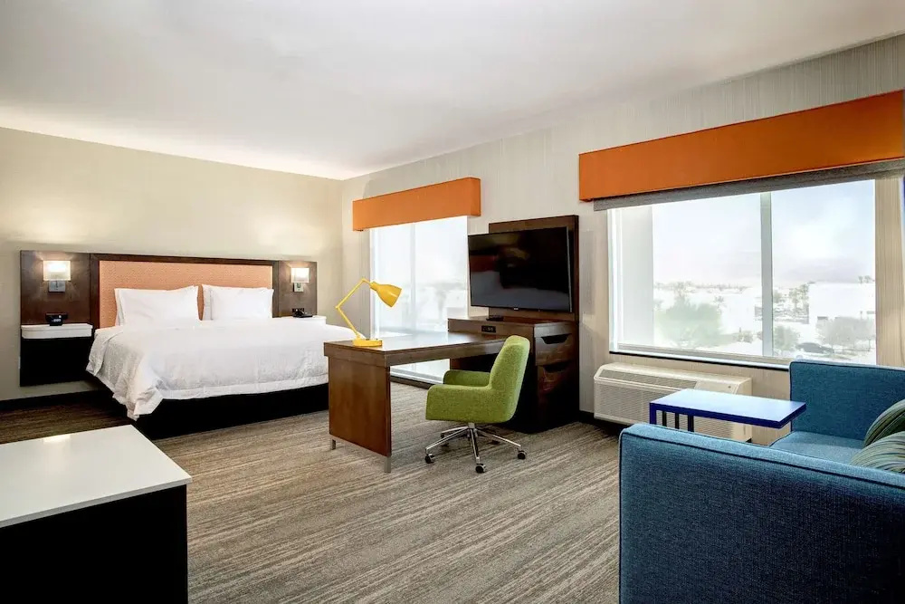 Double Studio (full double bed)
