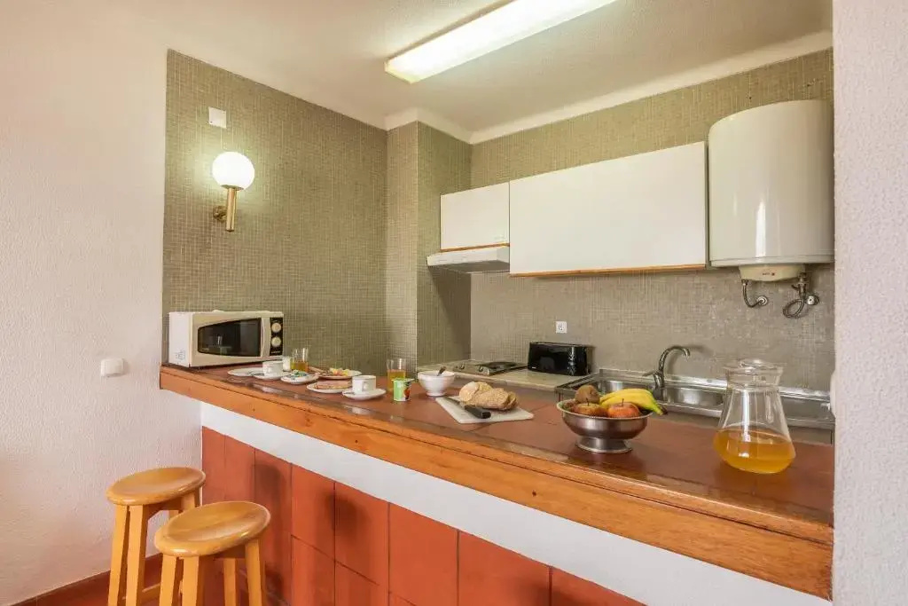1 Bedroom Apartment with sea view