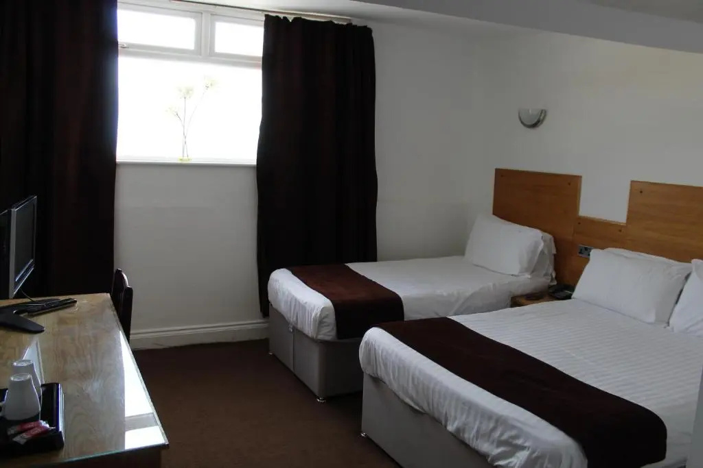 Four Saints Brig Y Don Hotel - Chambres