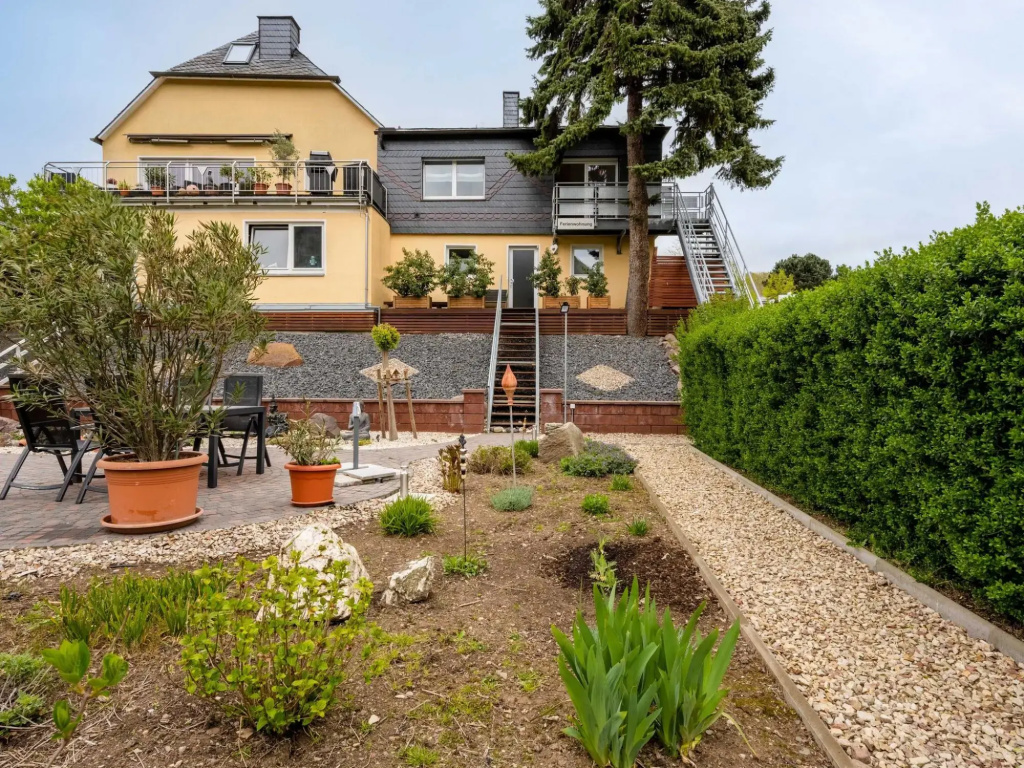 Garden Retreat With Pond View