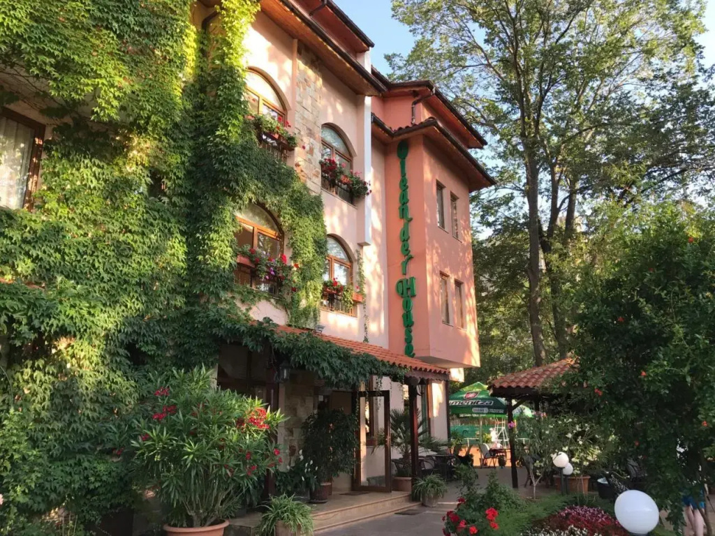 Oleander House And Tennis Club - Général