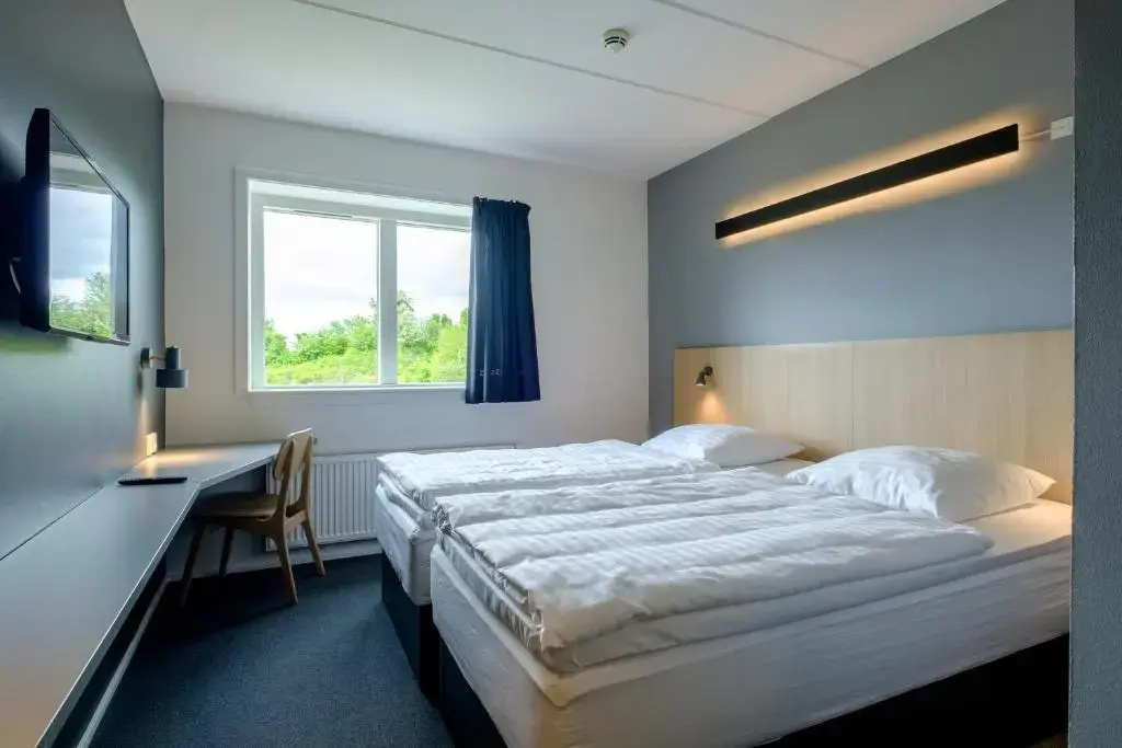 Standard Double room (full double bed)