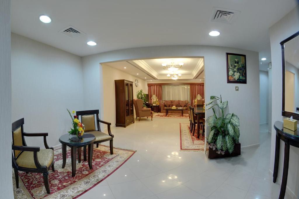 Deira Suites Deluxe Hotel Suites